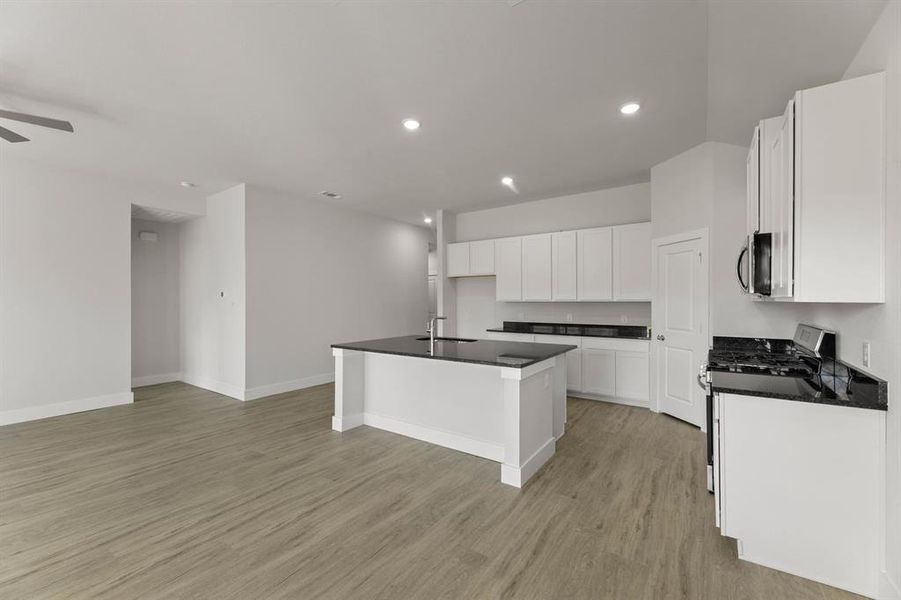 228 Tradd-Dining-2 228 Tradd-Dining-2