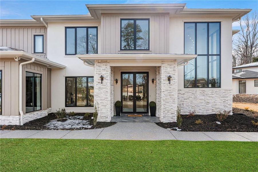 Exterior details and patio area of a home in , Suwanee (Image 2).