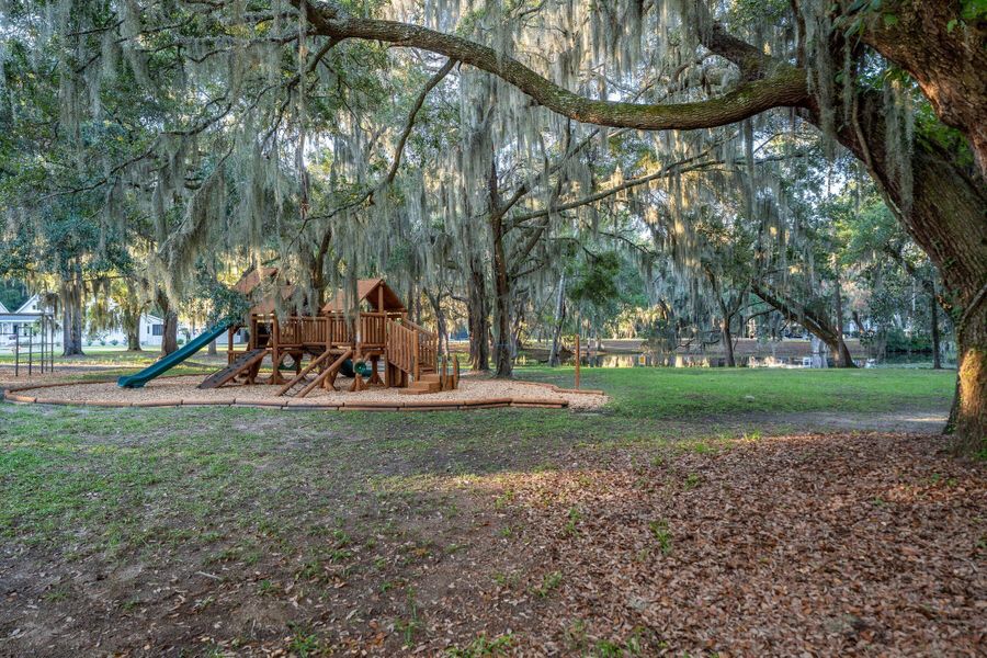 Image 75 of a home in .