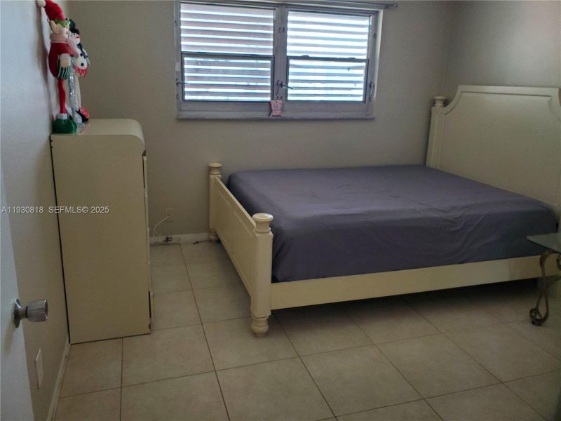 Furnished interior view inside a new home in , Hallandale Beach (Image 8). Furnished interior view inside a new home in , Hallandale Beach (Image 8).