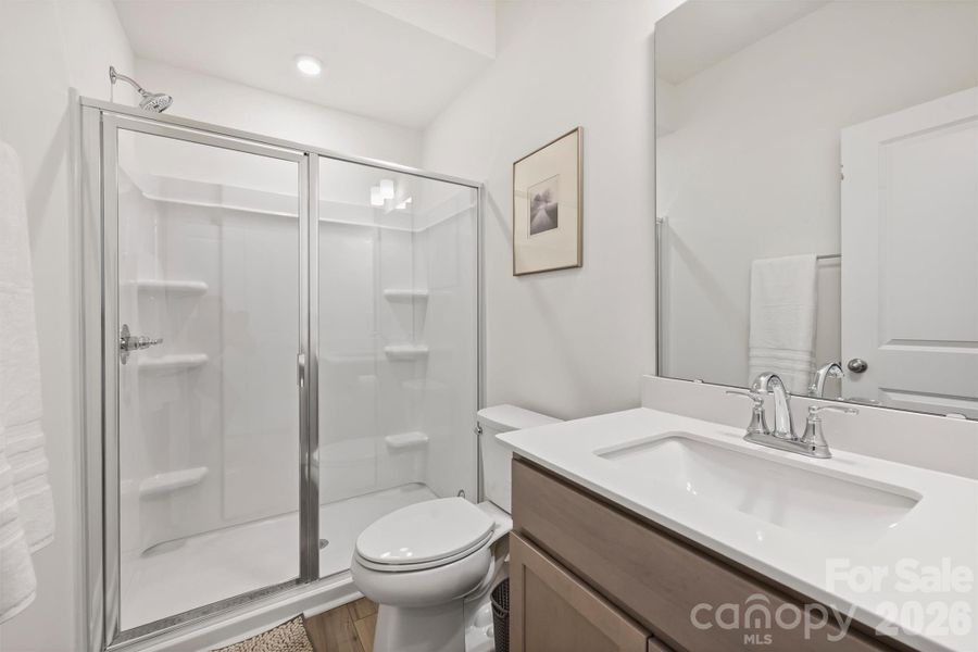 Main floor full bath