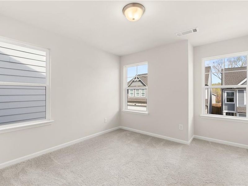 Spacious, unfurnished interior of a new home in The Village at Shallowford, Kennesaw (Image 28).