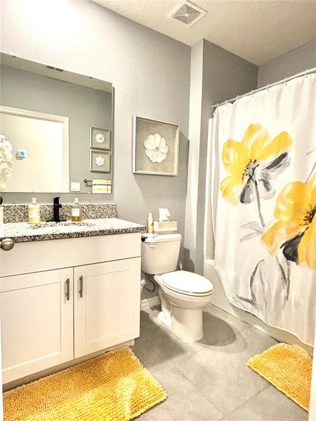 Furnished interior view inside a new home in Victoria Oaks, Deland (Image 19).