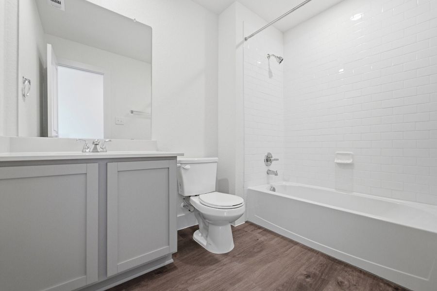 Furnished interior view inside a new home in Garden Grove, San Antonio (Image 7).