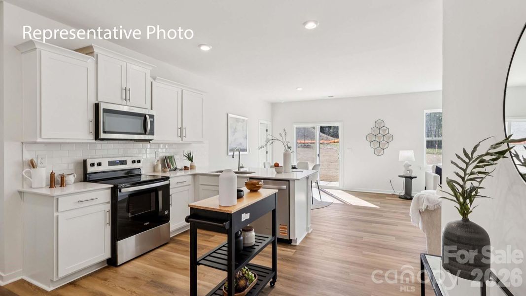 Furnished interior view inside a new home in Stanton, Richburg (Image 8).