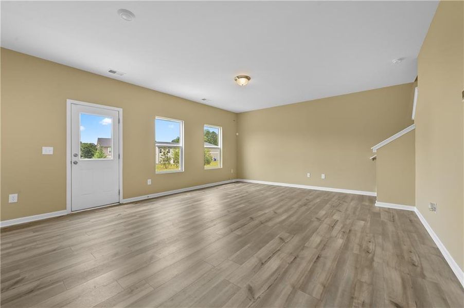 Spacious, unfurnished interior of a new home in , Conyers (Image 31).