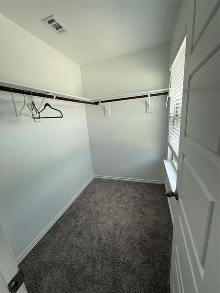 Spacious, unfurnished interior of a new home in Travis Ranch Marina, Forney (Image 19).