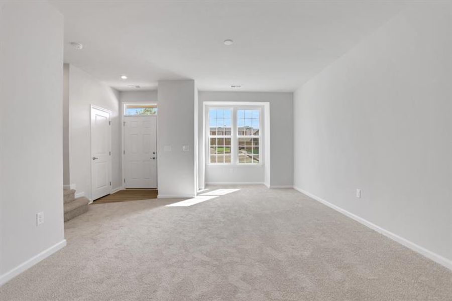 Spacious, unfurnished interior of a new home in Alexander Towns, Lawrenceville (Image 7).