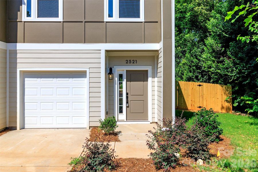 Exterior details and patio area of a home in , Charlotte (Image 3).