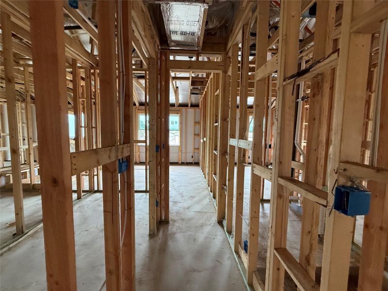 Spacious, unfurnished interior of a new home in The Estates at La Cima, San Marcos (Image 16). Spacious, unfurnished interior of a new home in The Estates at La Cima, San Marcos (Image 16).