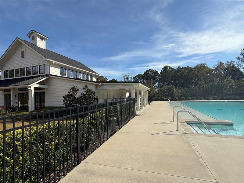 Community amenities in , Auburn (Image 23).