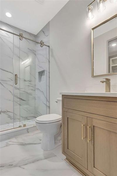 Furnished interior view inside a new home in , Brooks (Image 41).