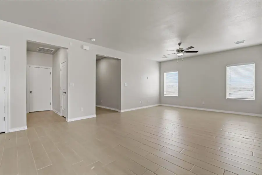 Representative unfurnished interior of a home built from the Poppy by View Homes in Paseo del Este, El Paso (Image 35).