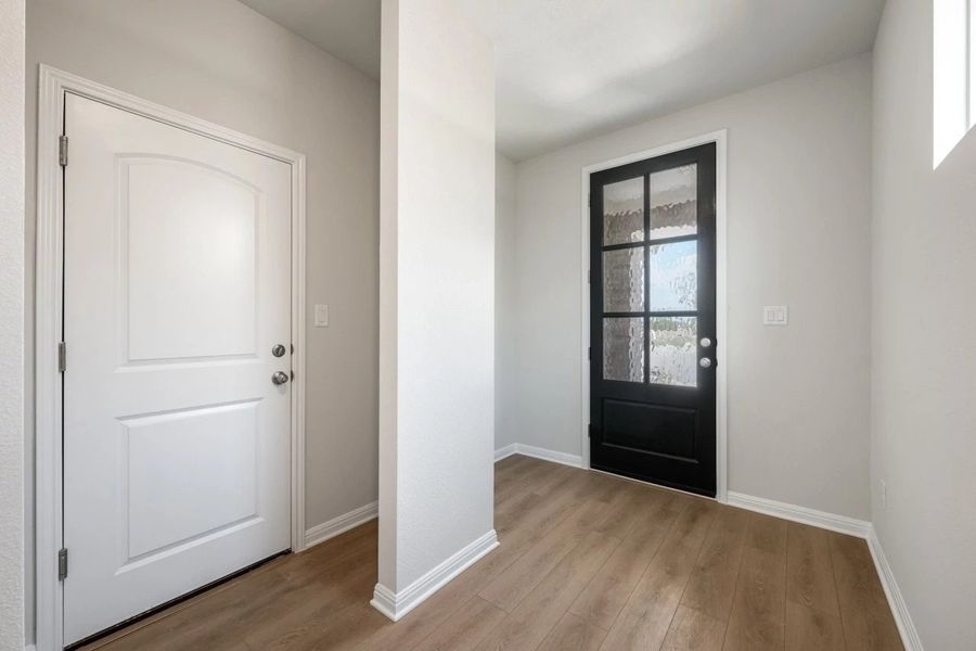 Spacious, unfurnished interior of a new home in La Cima, San Marcos (Image 25). Spacious, unfurnished interior of a new home in La Cima, San Marcos (Image 25).