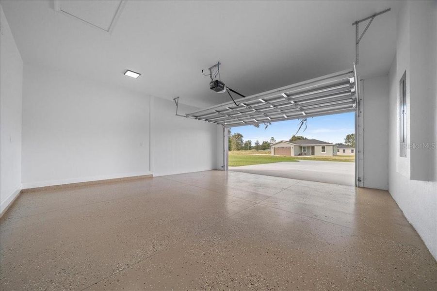 Spacious, unfurnished interior of a new home in , Dunnellon (Image 43). Spacious, unfurnished interior of a new home in , Dunnellon (Image 43).