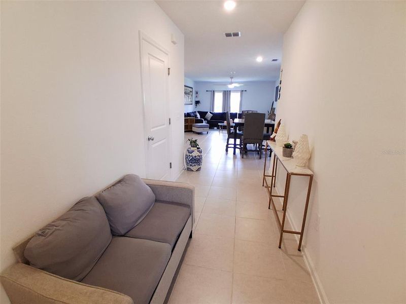 Furnished interior view inside a new home in Hunt Club Groves, Lake Wales (Image 17).