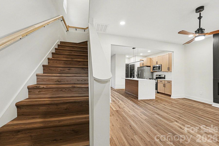 Spacious, unfurnished interior of a new home in , Concord (Image 11).