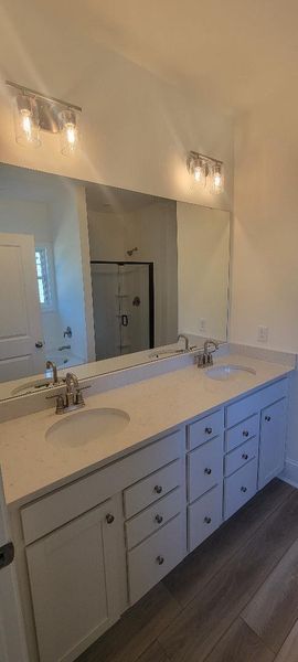 thumbnail (3) thumbnail (3)