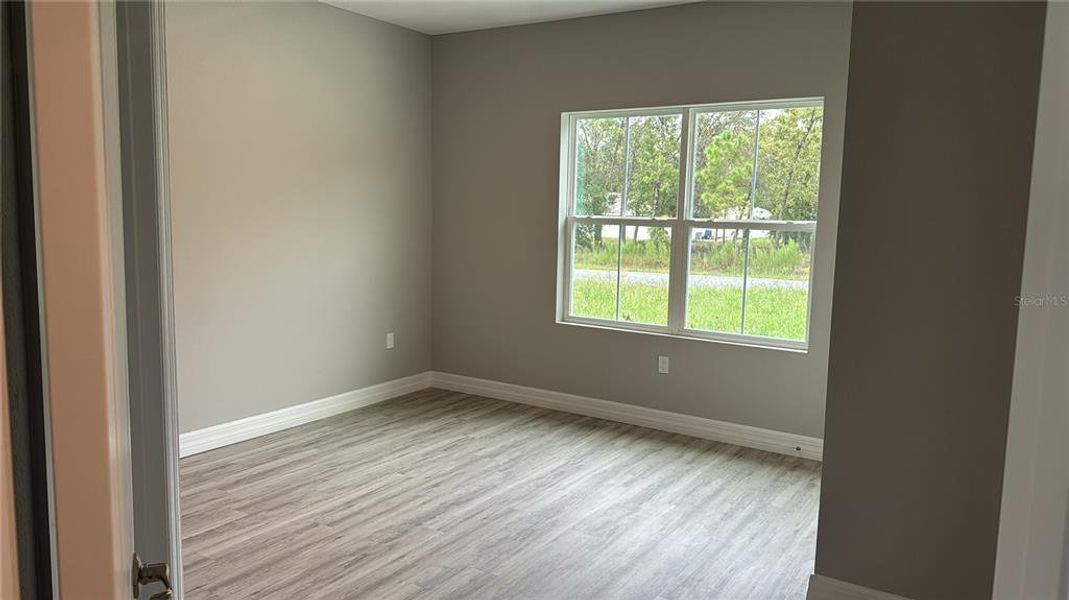 Spacious, unfurnished interior of a new home in , Summerfield (Image 16).