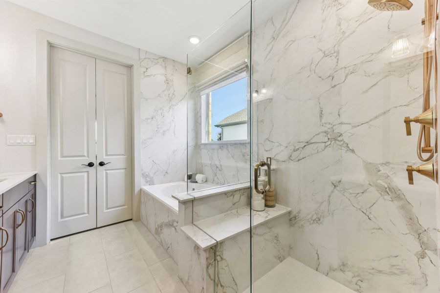 Furnished interior view inside a new home in Provence 70s, Austin (Image 17).