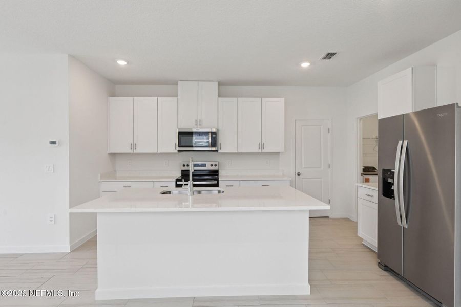 Furnished interior view inside a new home in Kings Preserve, Jacksonville (Image 10).