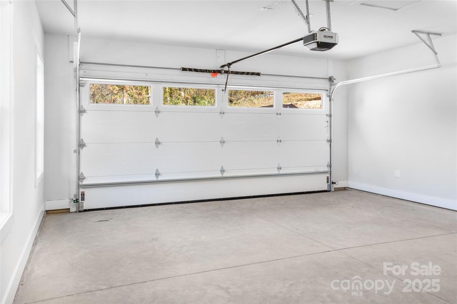 Spacious, unfurnished interior of a new home in , Weaverville (Image 23).