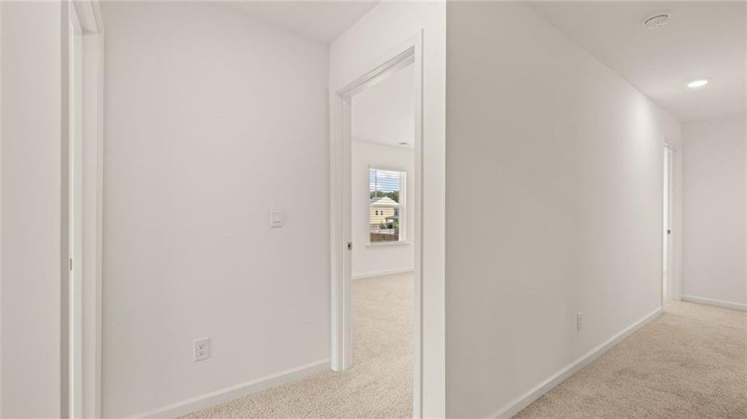 Spacious, unfurnished interior of a new home in Bridle Creek, Locust Grove (Image 33).