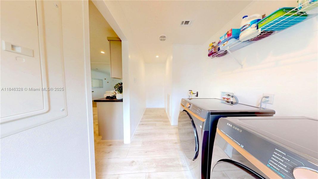 Image 49 of a home in .