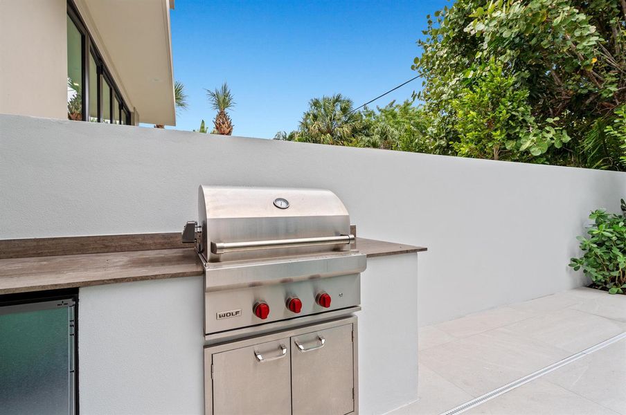 mls_summer_kitchen_DT mls_summer_kitchen_DT