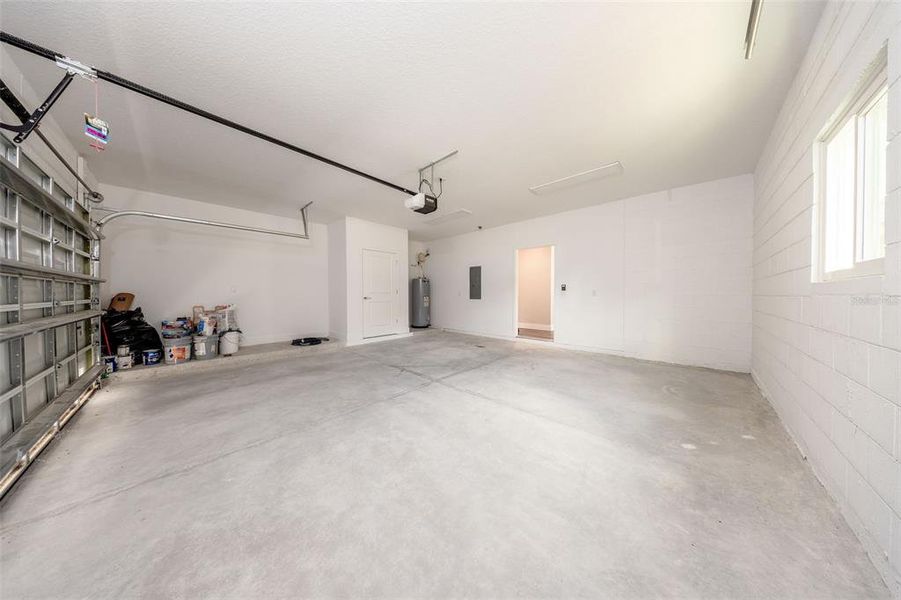 Spacious, unfurnished interior of a new home in , Deltona (Image 41). Spacious, unfurnished interior of a new home in , Deltona (Image 41).