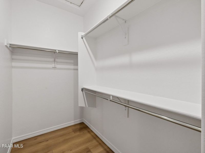 Spacious, unfurnished interior of a new home in North Ridge at Pronghorn Ranch, Prescott Valley (Image 38).