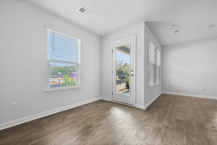 Spacious, unfurnished interior of a new home in The Timbers, Harleyville (Image 17).