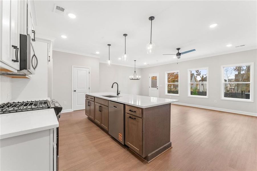 Furnished interior view inside a new home in Cherokee Township, Acworth (Image 6).