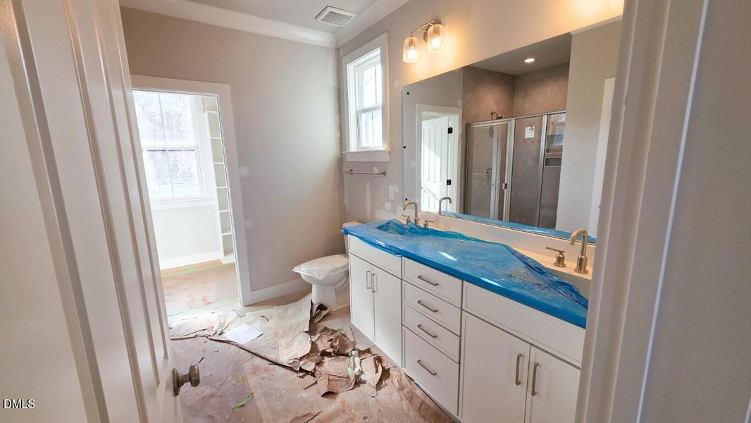 212 Rawhide (20) (Medium)