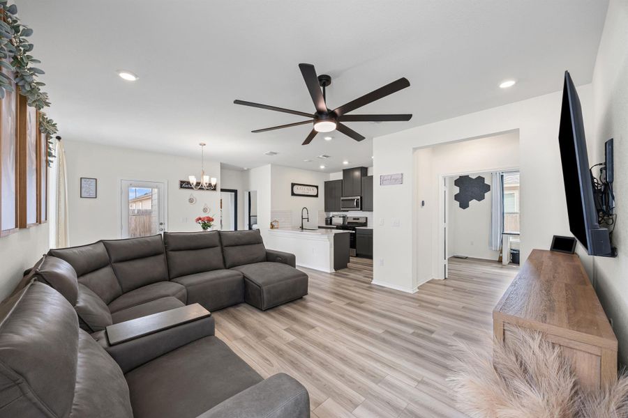 Furnished interior view inside a new home in , Lockhart (Image 4).