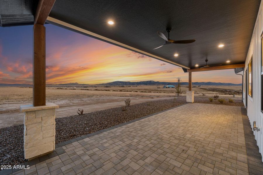 79-Back Patio (2) VT