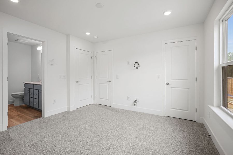Spacious, unfurnished interior of a new home in West End Heights, Charlotte (Image 21). Spacious, unfurnished interior of a new home in West End Heights, Charlotte (Image 21).
