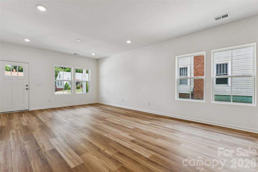 Spacious, unfurnished interior of a new home in , Salisbury (Image 12).