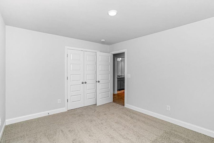 Spacious, unfurnished interior of a new home in , Bonaire (Image 23).
