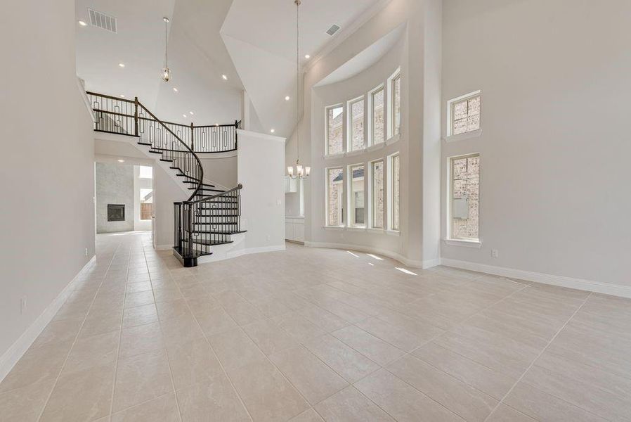 Spacious, unfurnished interior of a new home in , Wylie (Image 13).