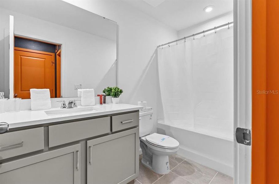 Furnished interior view inside a new home in Solara Resort, Kissimmee (Image 35). Furnished interior view inside a new home in Solara Resort, Kissimmee (Image 35).