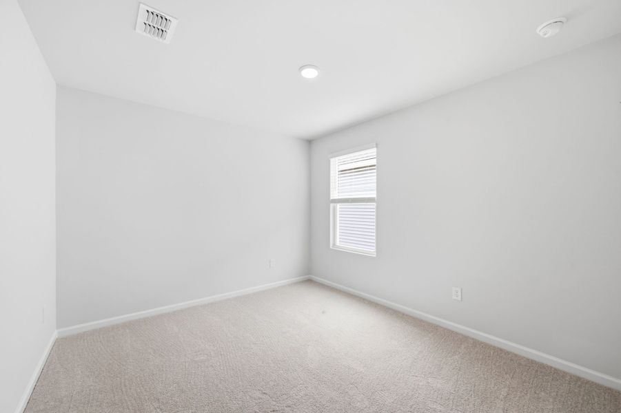 Spacious, unfurnished interior of a new home in Grand Arbor, Blythewood (Image 30).