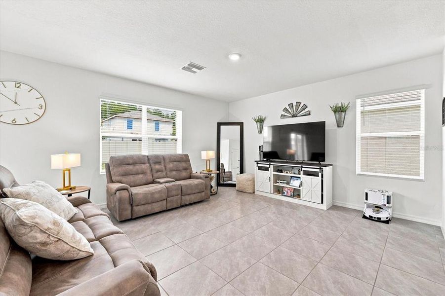 Furnished interior view inside a new home in Deerbrook, Land O' Lakes (Image 32). Furnished interior view inside a new home in Deerbrook, Land O' Lakes (Image 32).