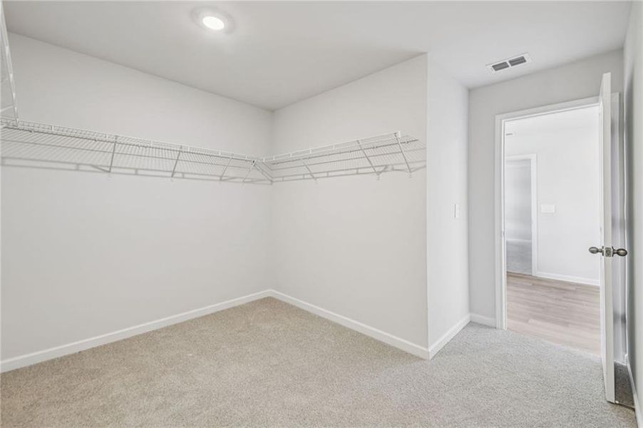 Spacious, unfurnished interior of a new home in Creekside at Oxford Park, Fairburn (Image 58).