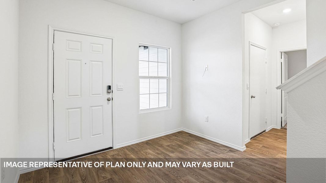 Spacious, unfurnished interior of a new home in Durango, Mustang Ridge (Image 10).
