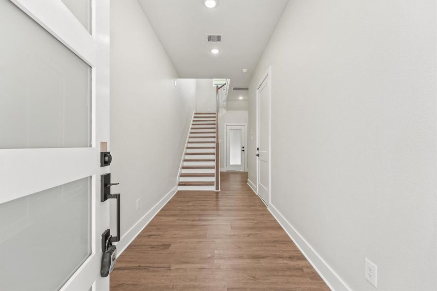 Spacious, unfurnished interior of a new home in Silber Estates, Houston (Image 11).