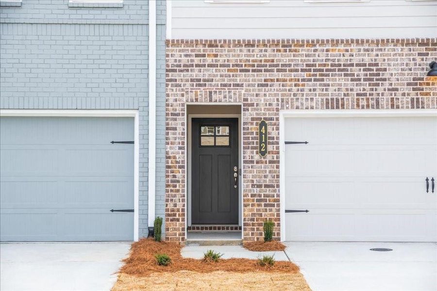 Exterior details and patio area of a home in Cherokee Township, Acworth (Image 3).