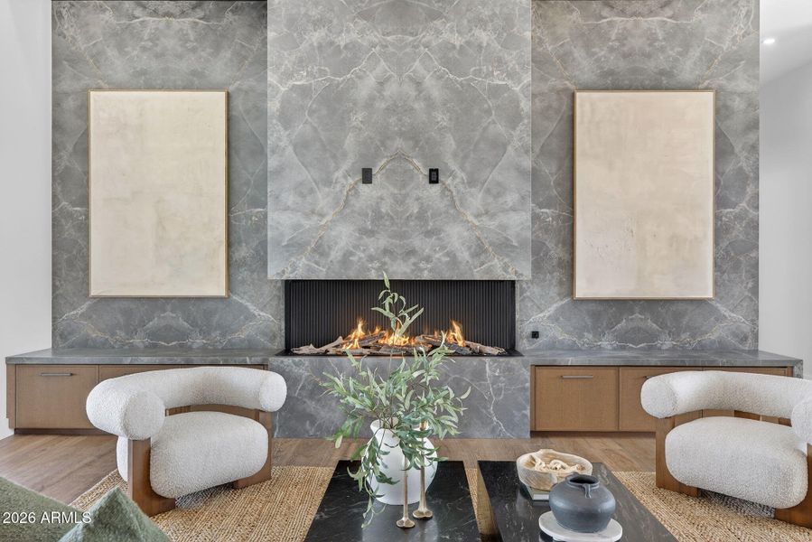 18-web-or-mls-09- E Charter Oak Rd (1)