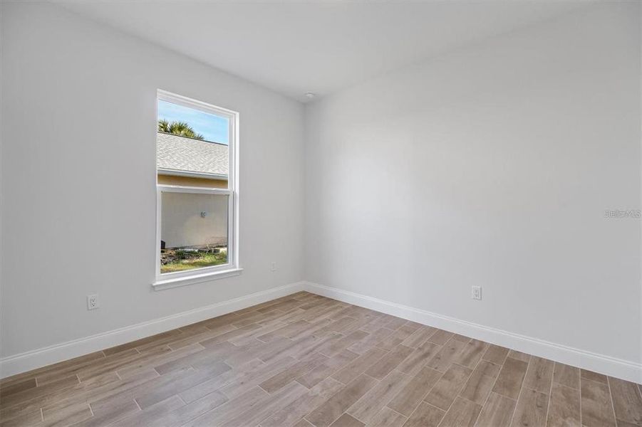 Spacious, unfurnished interior of a new home in , Palm Coast (Image 18).