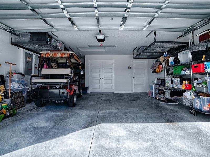 Spacious, unfurnished interior of a new home in , The Villages (Image 21).